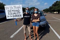 borderwallprotest1